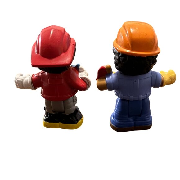 Vintage Fisher-Price Little People Poseable Firefighter & Construction Worker Fi - Picture 4 of 4